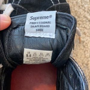 Supreme x Vans “Floral”